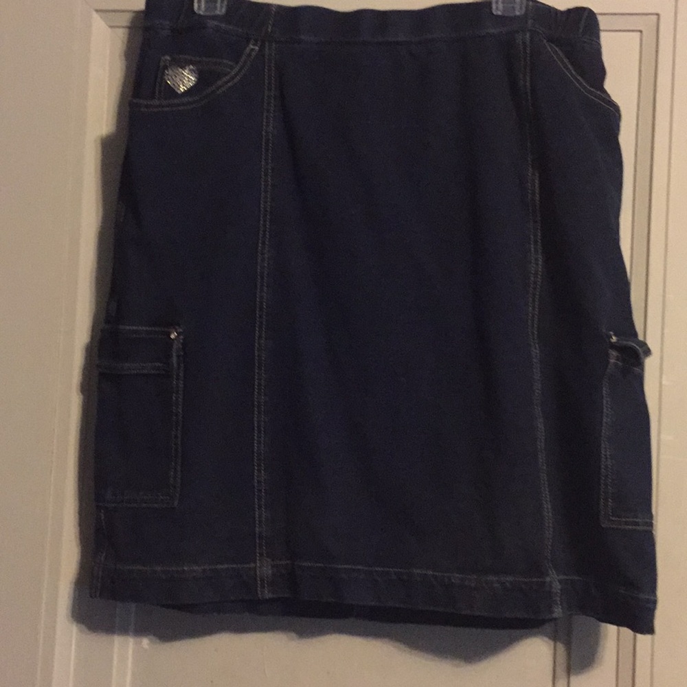 Skort will fit size 14-16
